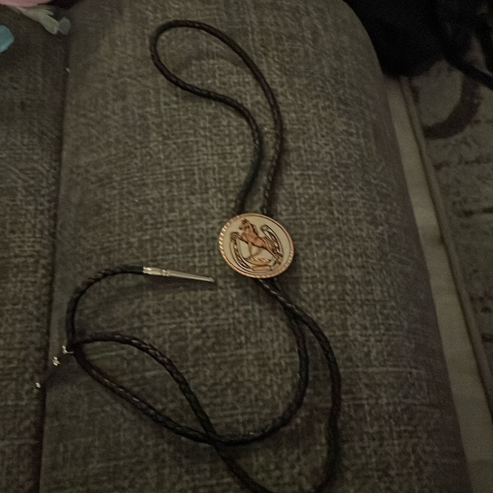Bolo tie
